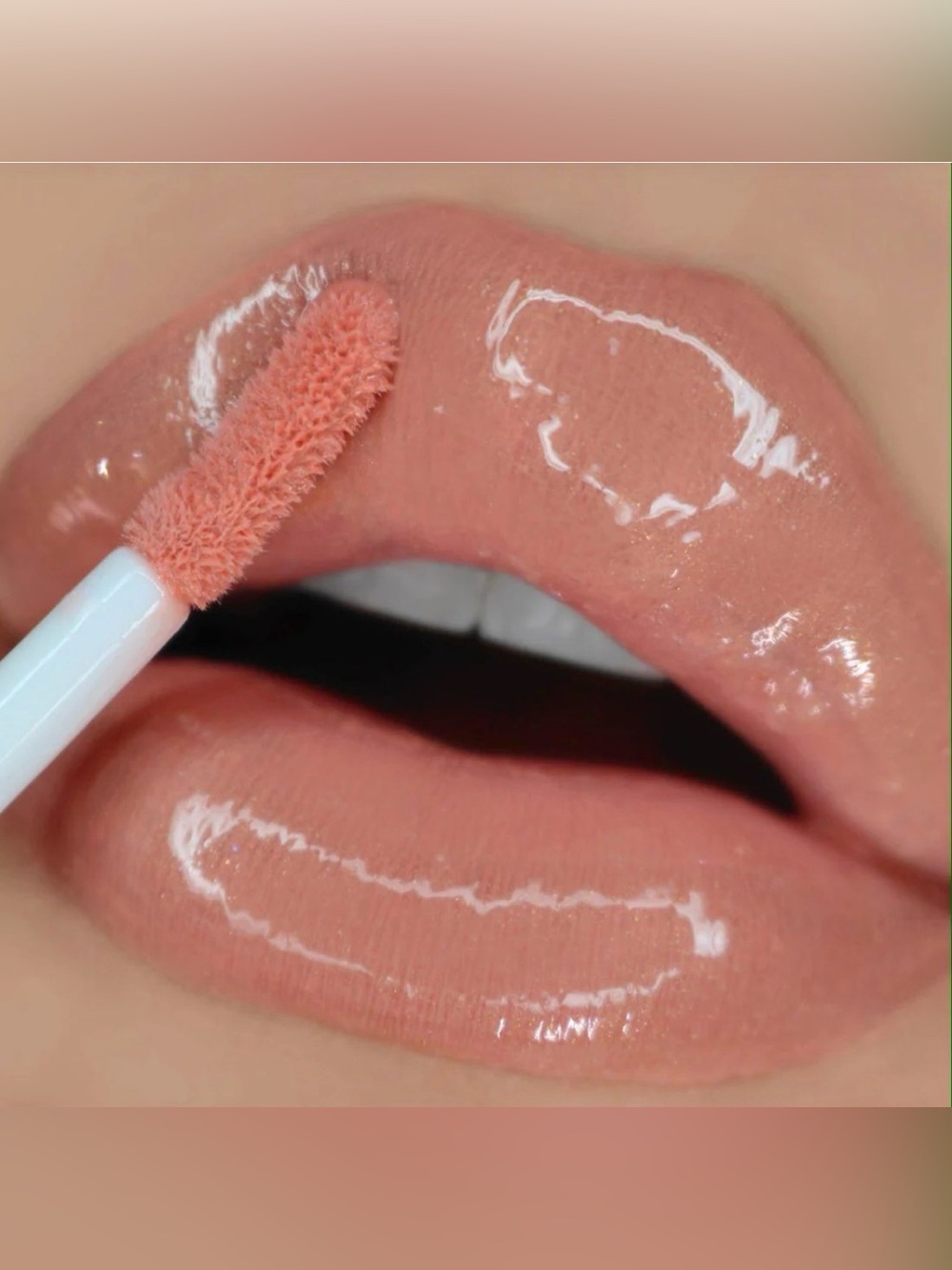 Ultra Dazzle Gloss in Royalty